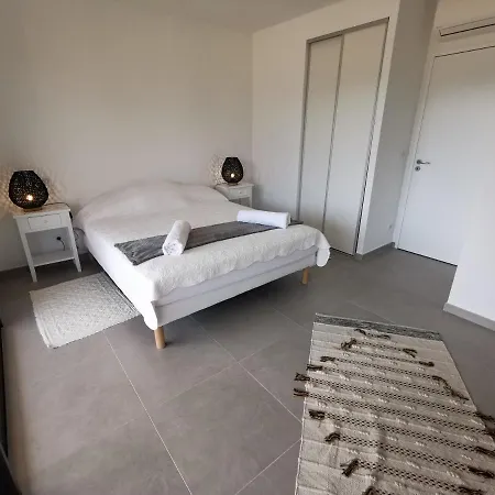 Bel Appartement Cala Rossa Bay 4 Personnes *